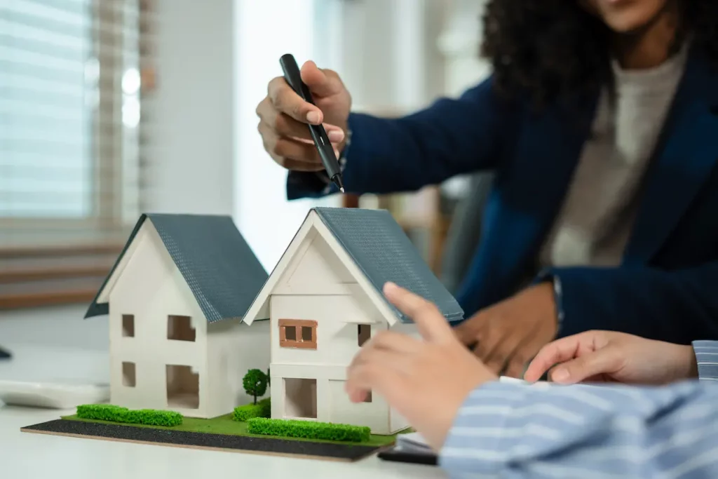 Asesoramiento sobre maquetas de vivienda para tramitar una ampliación en Córdoba