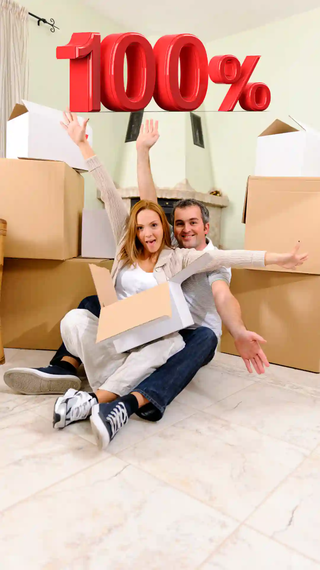 Pareja feliz tras comprar vivienda con una hipoteca 100%