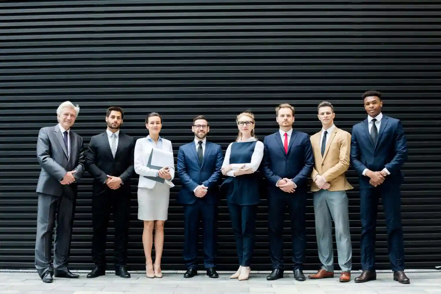 Equipo especializado en colaboración con inmobiliarias y gestión hipotecaria en Córdoba